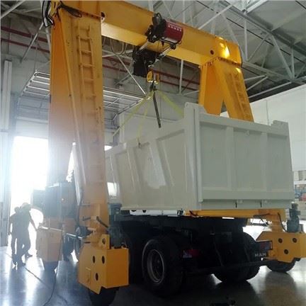 10 Ton 15 Ton Workshop Use Rubber Tyred Mobile Gantry Crane