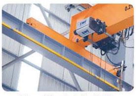 End beam for single girder EOT crane