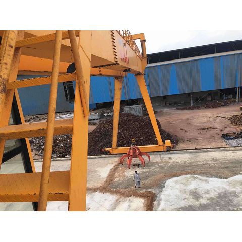 Steel Scrap Yard Grab Gantry Crane for Scrap Steel Loading